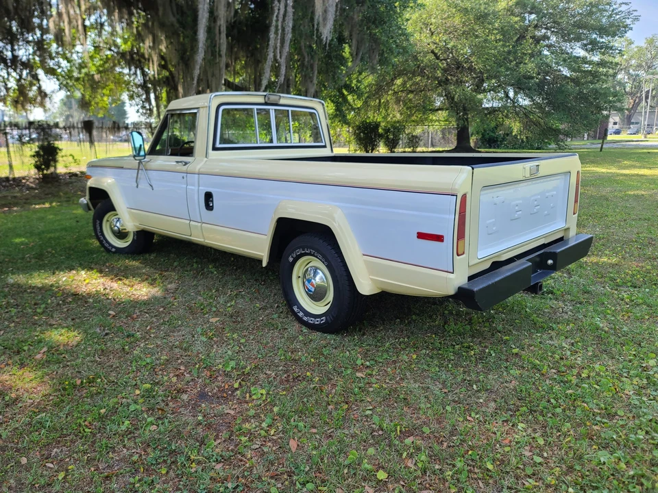 1986 Jeep SJ Gladiator - Image 13 of 31