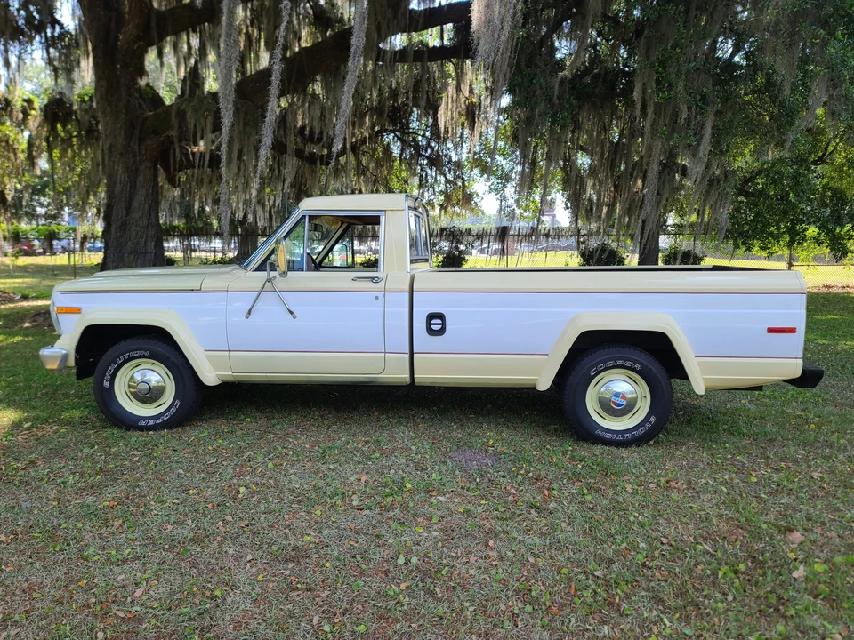 1986 Jeep SJ Gladiator - Image 17 of 31