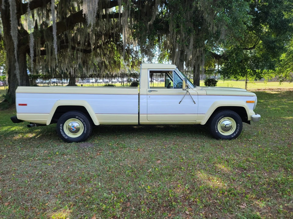 1986 Jeep SJ Gladiator - Image 9 of 31