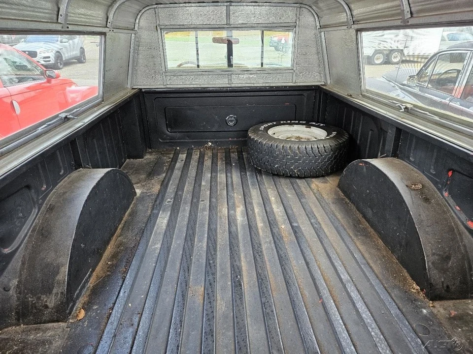 1986 Jeep Comanche - Image 6 of 13
