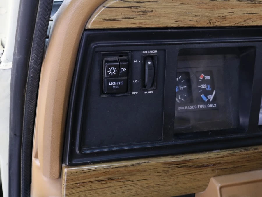 1986 Jeep SJ Gladiator - Image 25 of 31