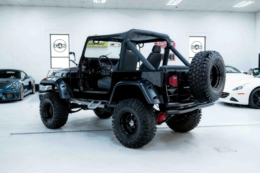 1986 Jeep CJ7 - Image 9 of 12