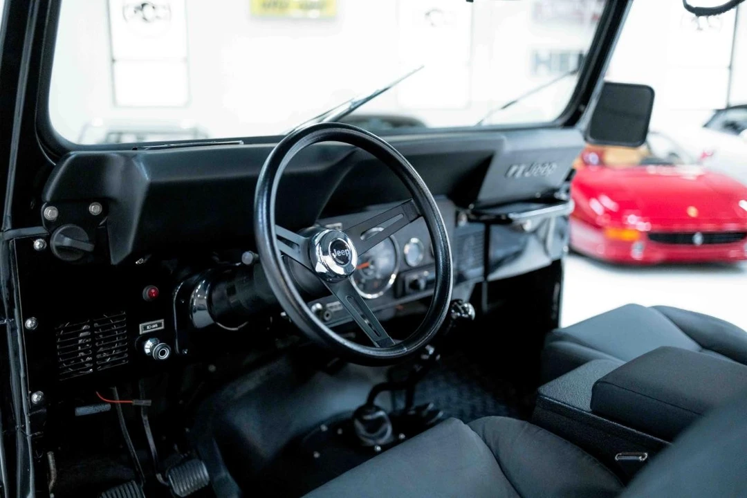1986 Jeep CJ7 - Image 2 of 12