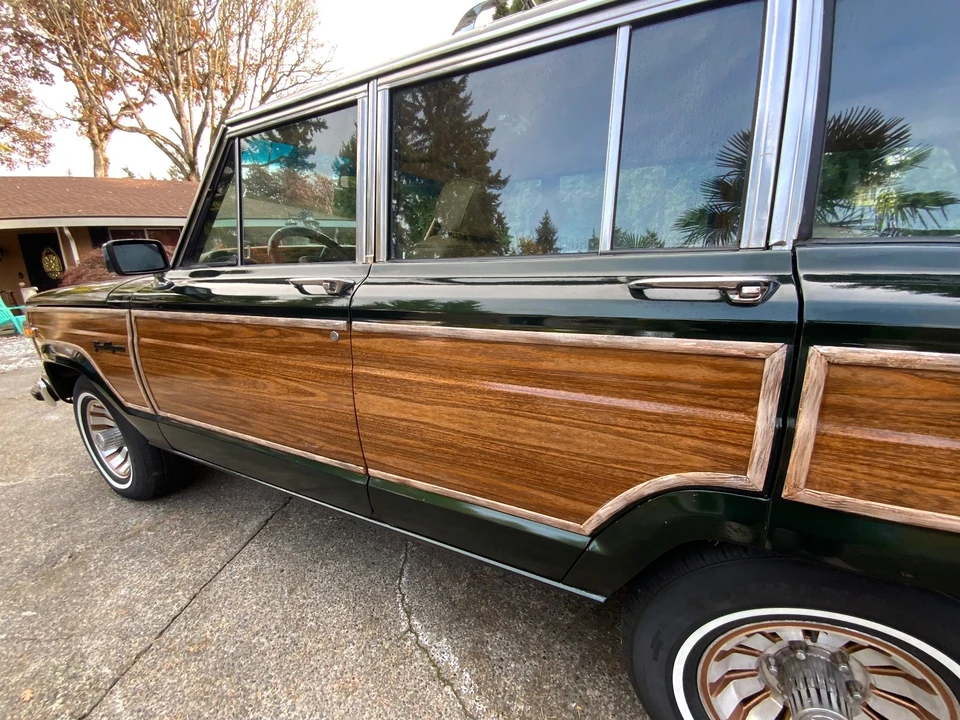 1986 Jeep SJ Wagoneer - Image 10 of 21