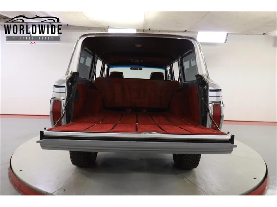 1986 Jeep SJ Wagoneer - Image 19 of 31