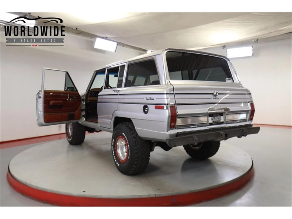 1986 Jeep SJ Wagoneer - Image 24 of 31