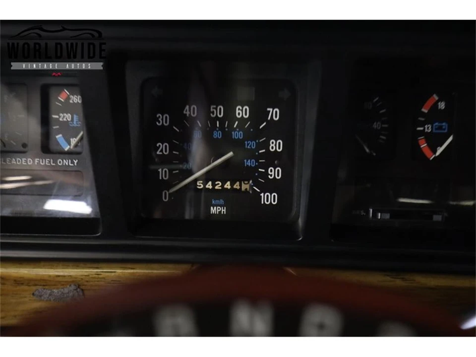 1986 Jeep SJ Wagoneer - Image 30 of 31