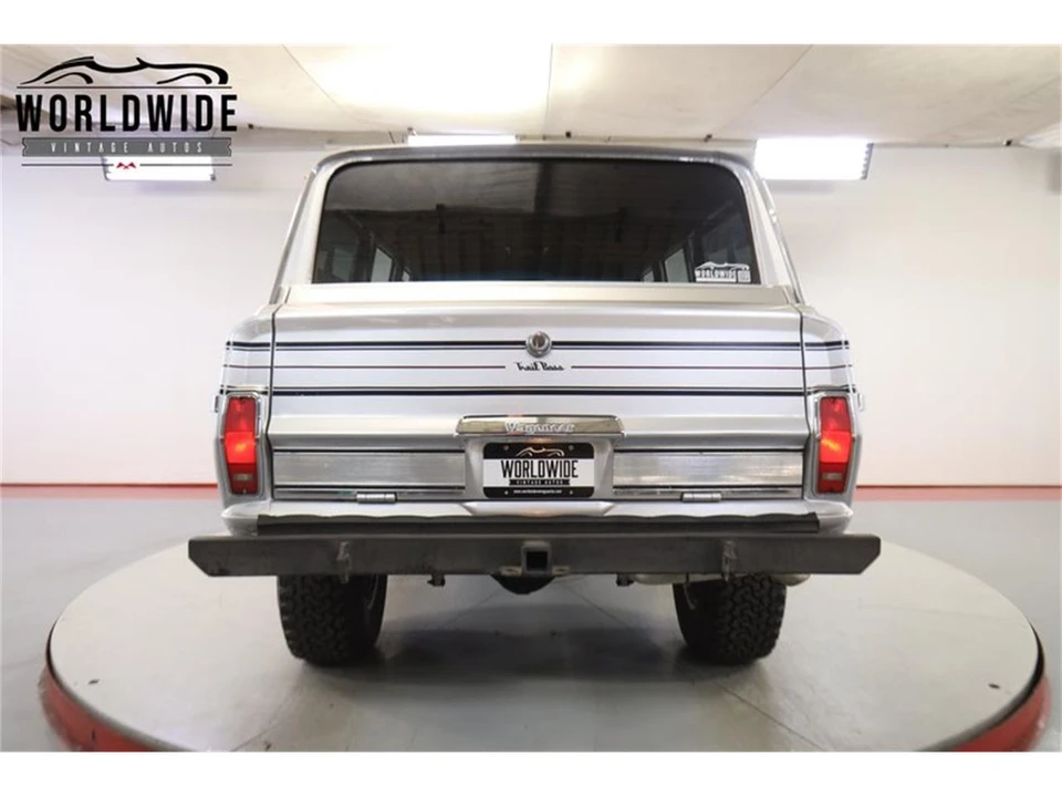 1986 Jeep SJ Wagoneer - Image 18 of 31