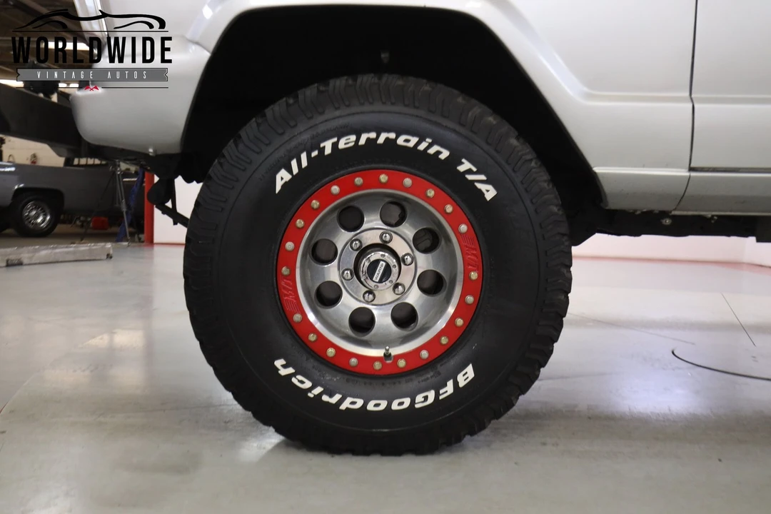 1986 Jeep SJ Wagoneer - Image 12 of 12