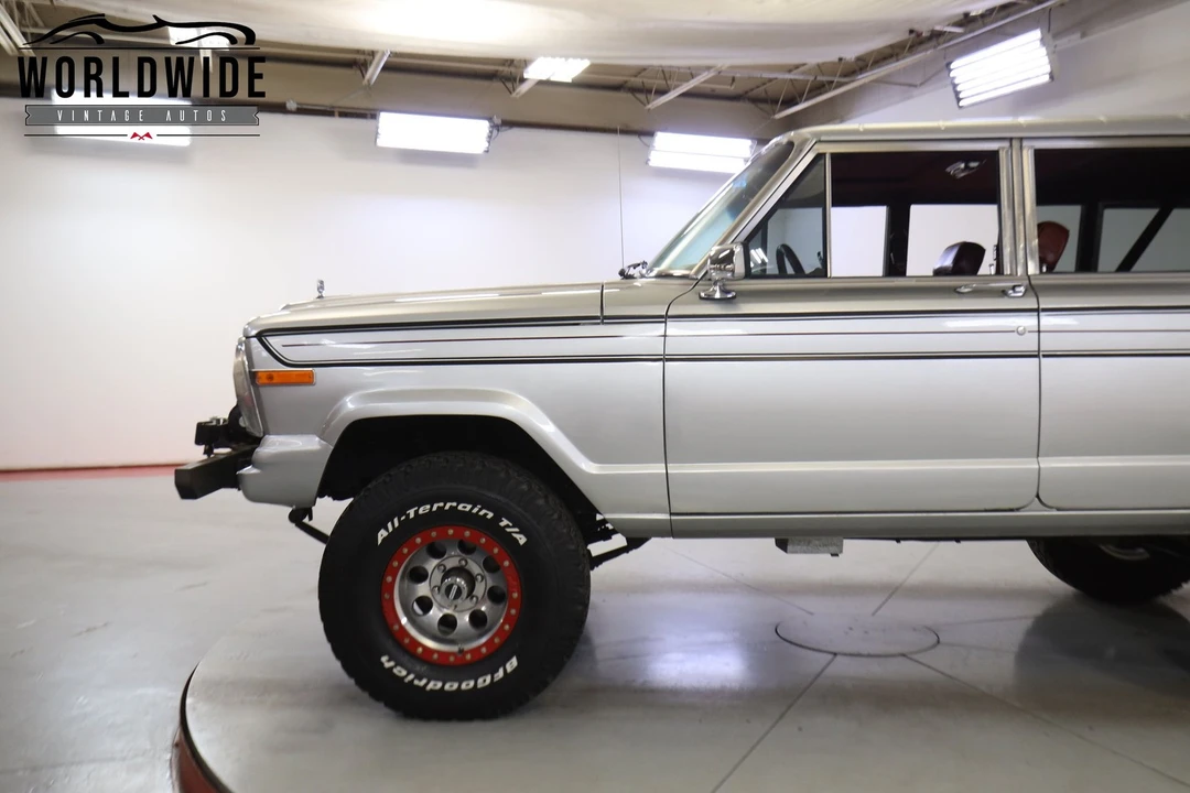 1986 Jeep SJ Wagoneer - Image 7 of 12