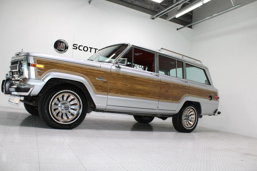 1986 Jeep SJ Wagoneer - Image 13 of 31