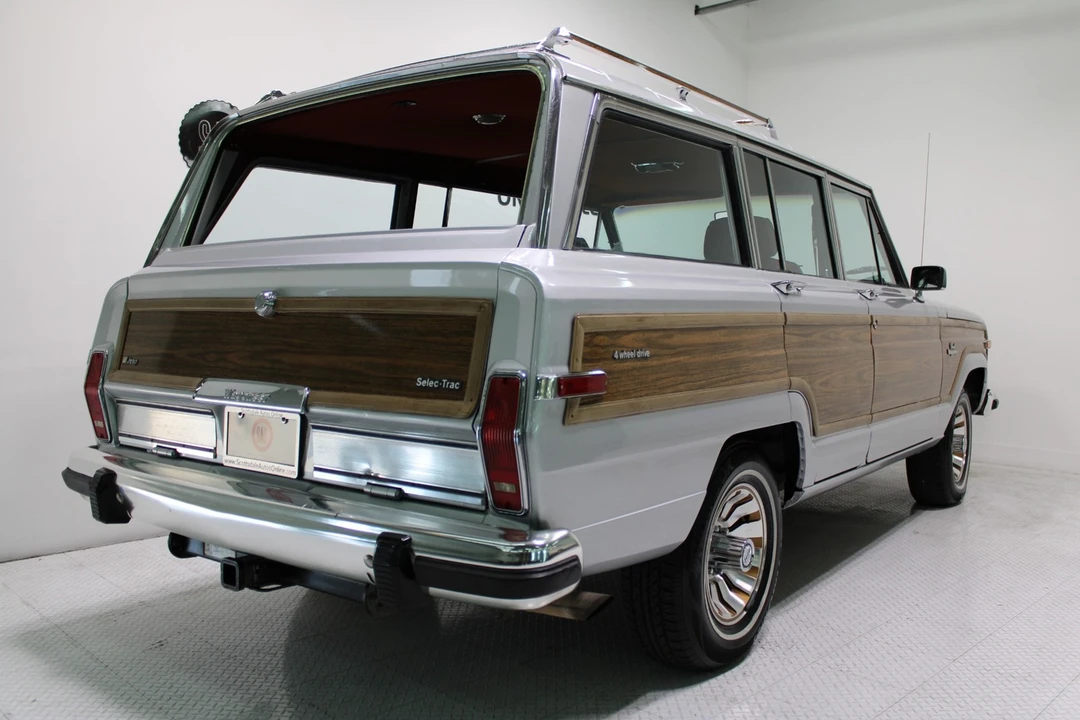 1986 Jeep SJ Wagoneer - Image 5 of 31