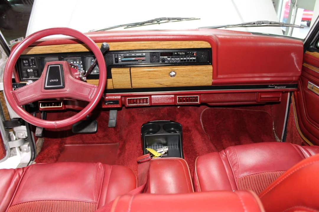 1986 Jeep SJ Wagoneer - Image 7 of 31