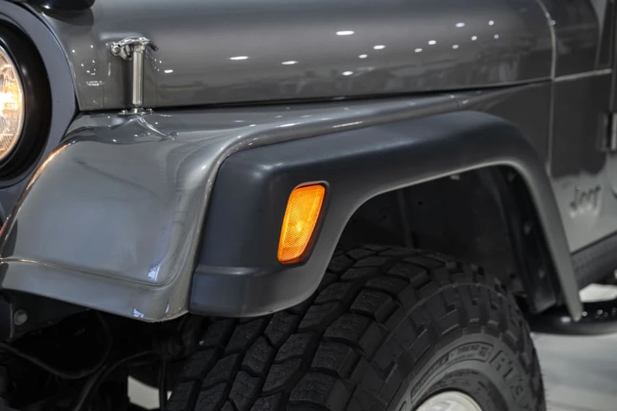1986 Jeep Wrangler - Image 19 of 31
