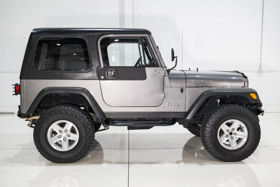 1986 Jeep Wrangler - Image 29 of 31