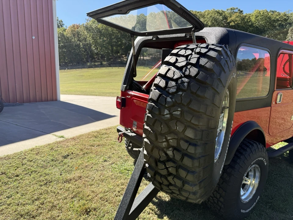 1986 Jeep YJ Wrangler - Image 11 of 17
