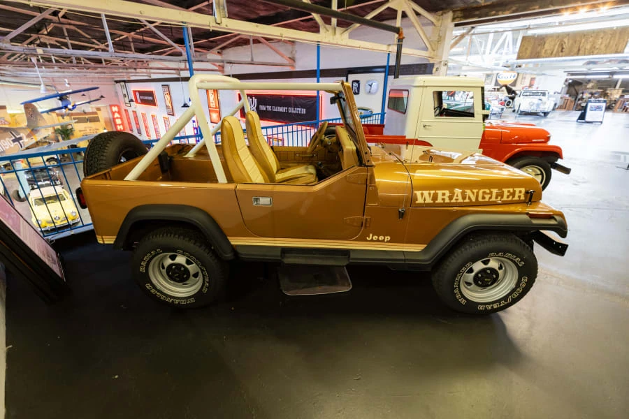 1986 Jeep Wrangler - Image 2 of 21