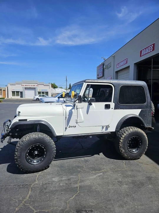 1986 Jeep CJ7 - Image 10 of 14
