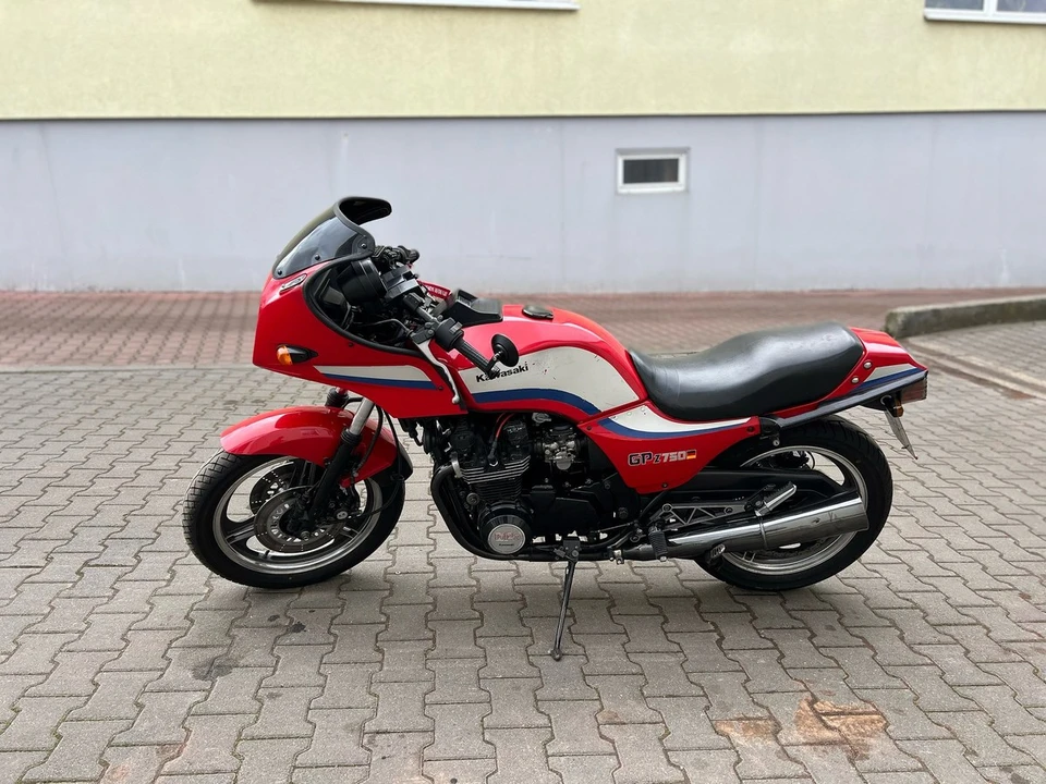1986 Kawasaki Ninja - Image 7 of 25