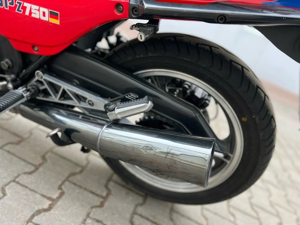 1986 Kawasaki Ninja - Image 10 of 25