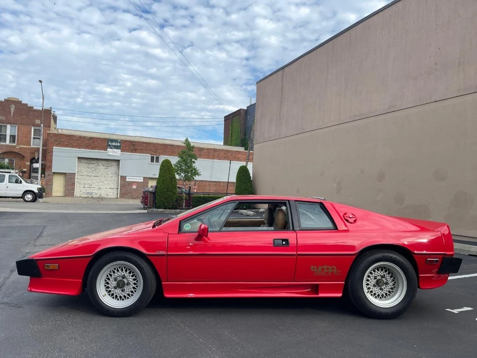 1986 Lotus Esprit - Image 4 of 9