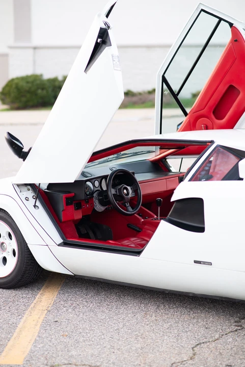 1986 Lamborghini Countach LP5000 Quattrovalvole - Image 28 of 31