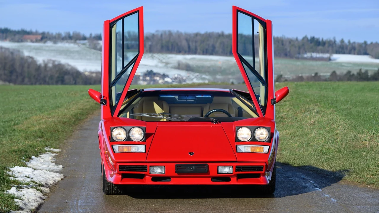1986 Lamborghini Countach LP5000 Quattrovalvole - Image 17 of 31