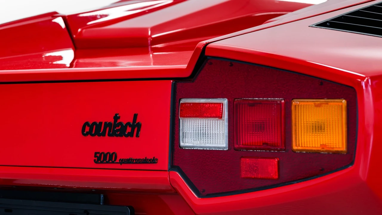 1986 Lamborghini Countach LP5000 Quattrovalvole - Image 25 of 31