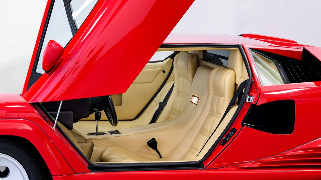 1986 Lamborghini Countach LP5000 Quattrovalvole - Image 30 of 31