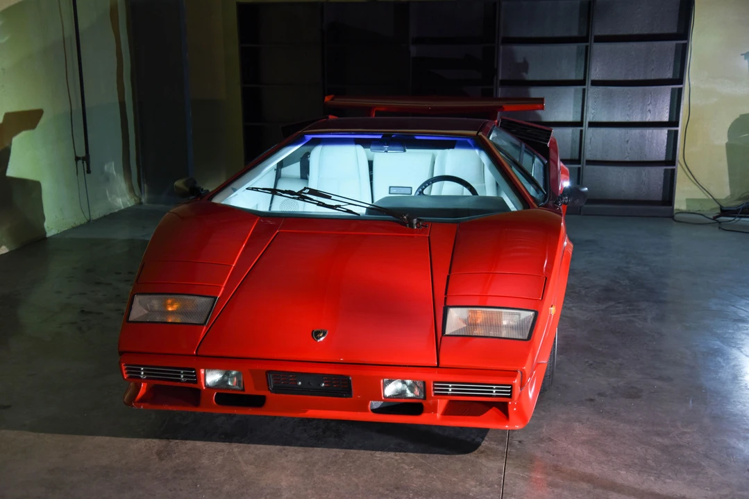 1986 Lamborghini Countach LP5000 Quattrovalvole - Image 9 of 31