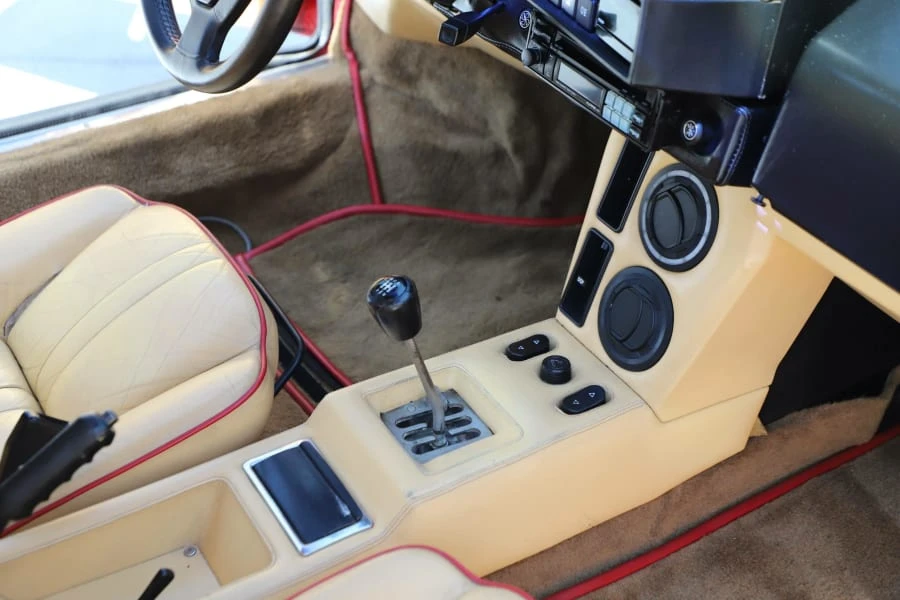 1986 Lamborghini Jalpa - Image 11 of 31