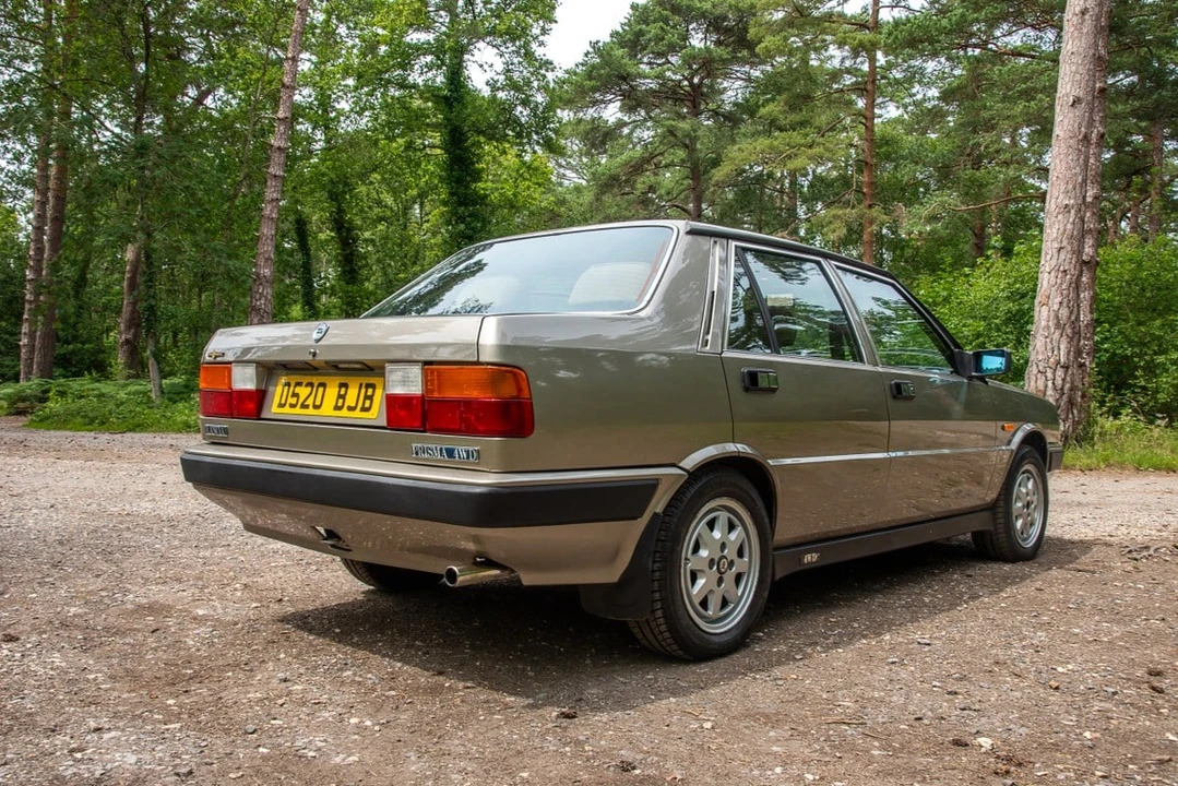 1986 Lancia - Image 7 of 31