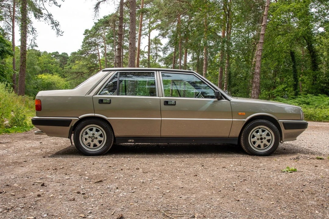 1986 Lancia - Image 9 of 31
