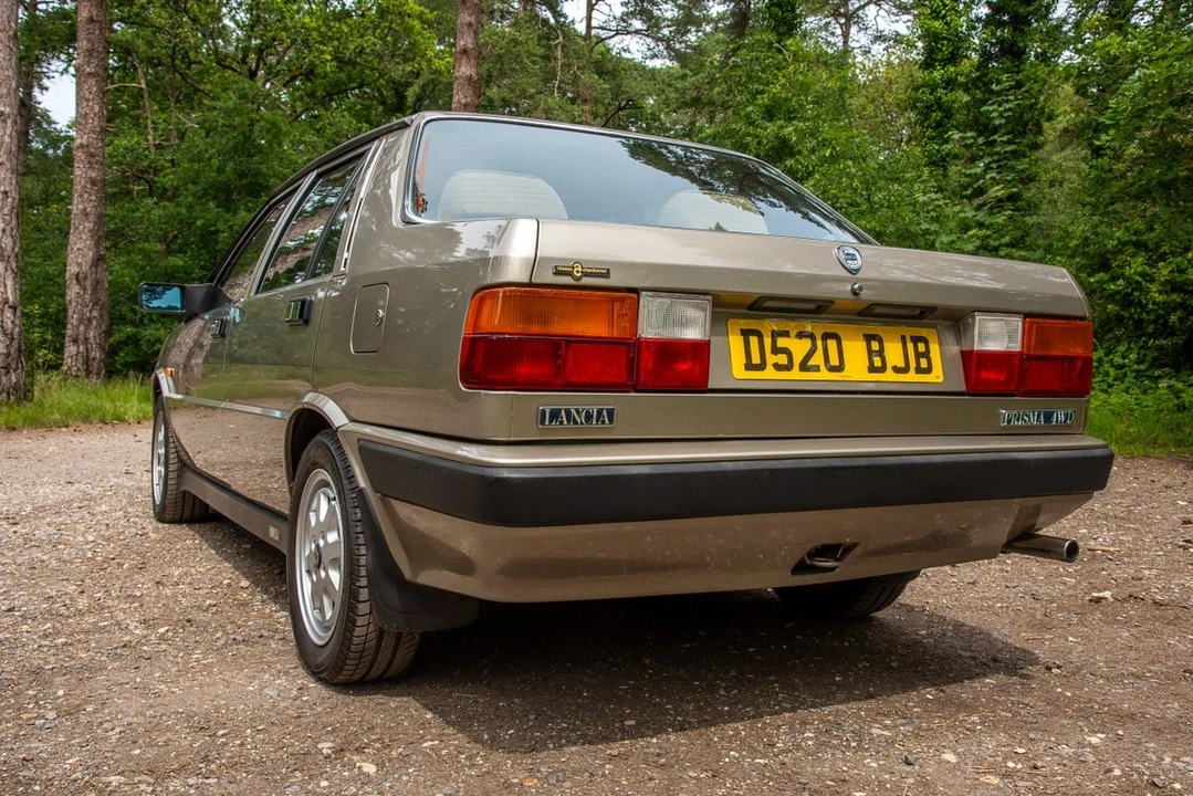 1986 Lancia - Image 6 of 31