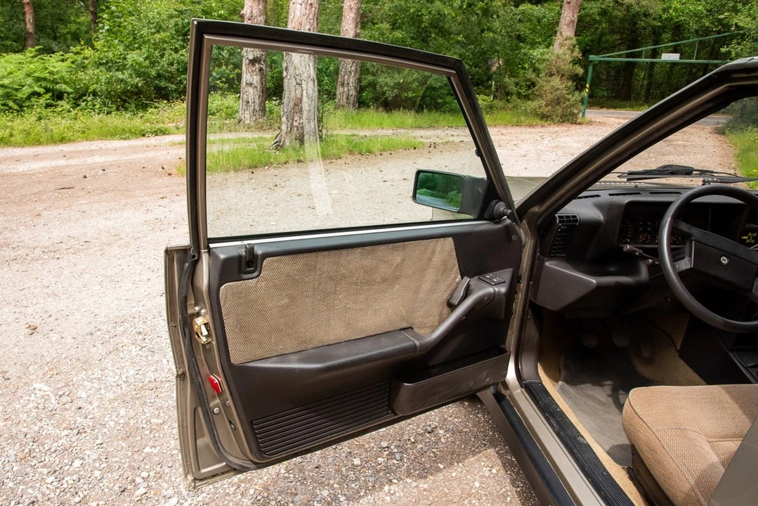 1986 Lancia - Image 25 of 31