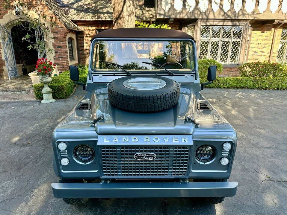 1986 Land Rover Defender 110 - Image 10 of 20