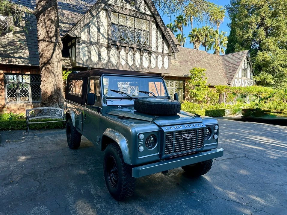 1986 Land Rover Defender 110 - Image 11 of 20