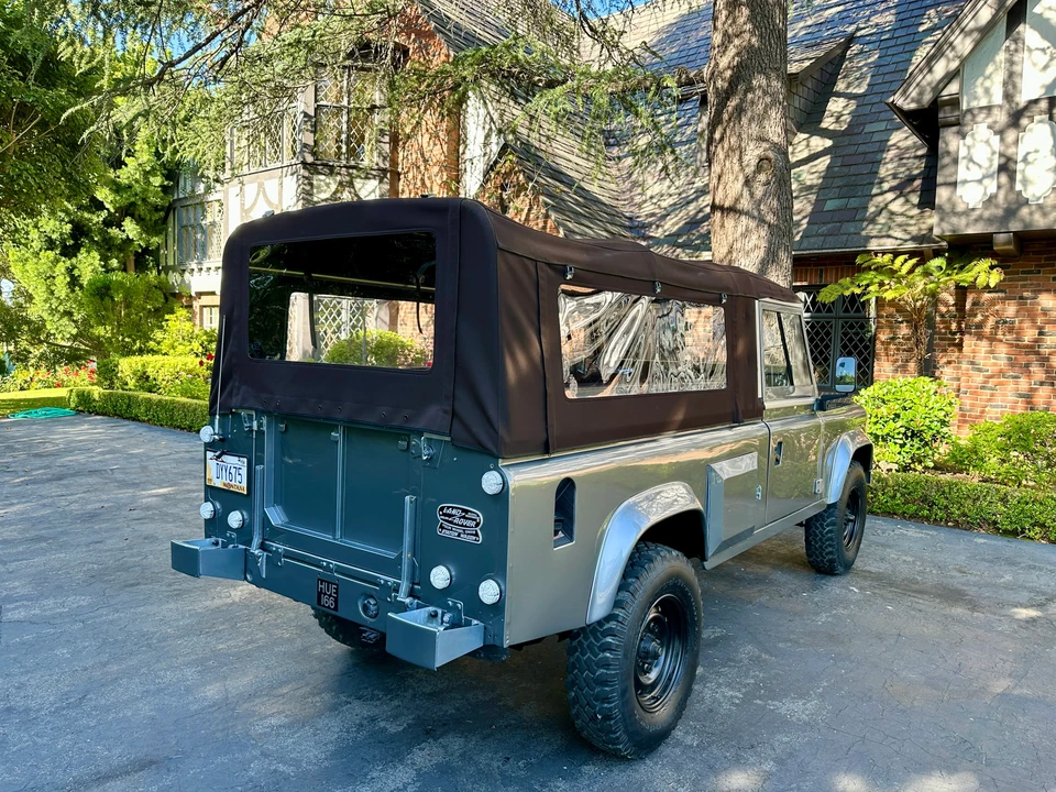 1986 Land Rover Defender 110 - Image 4 of 31
