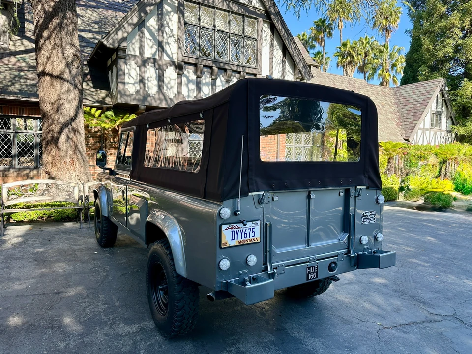1986 Land Rover Defender 110 - Image 6 of 31