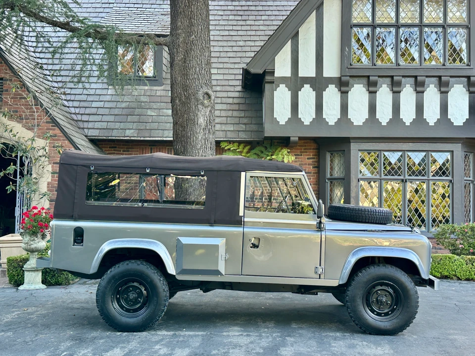 1986 Land Rover Defender 110 - Image 3 of 31