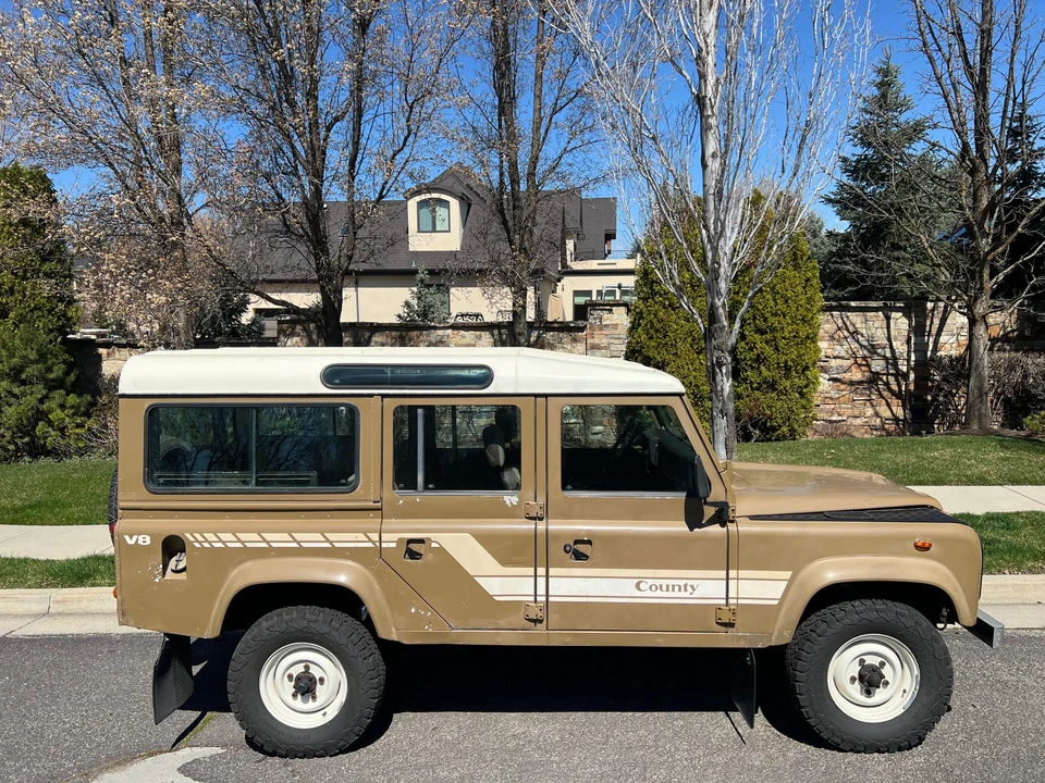 1986 Land Rover Defender 110 - Image 24 of 31