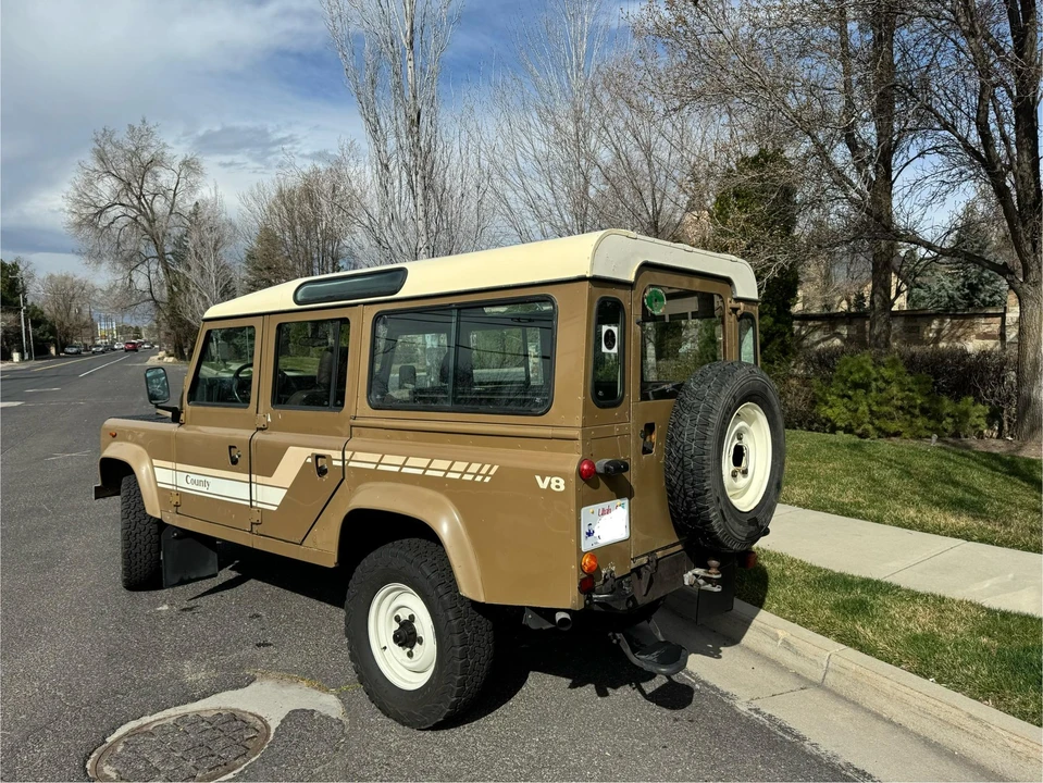 1986 Land Rover Defender 110 - Image 19 of 31
