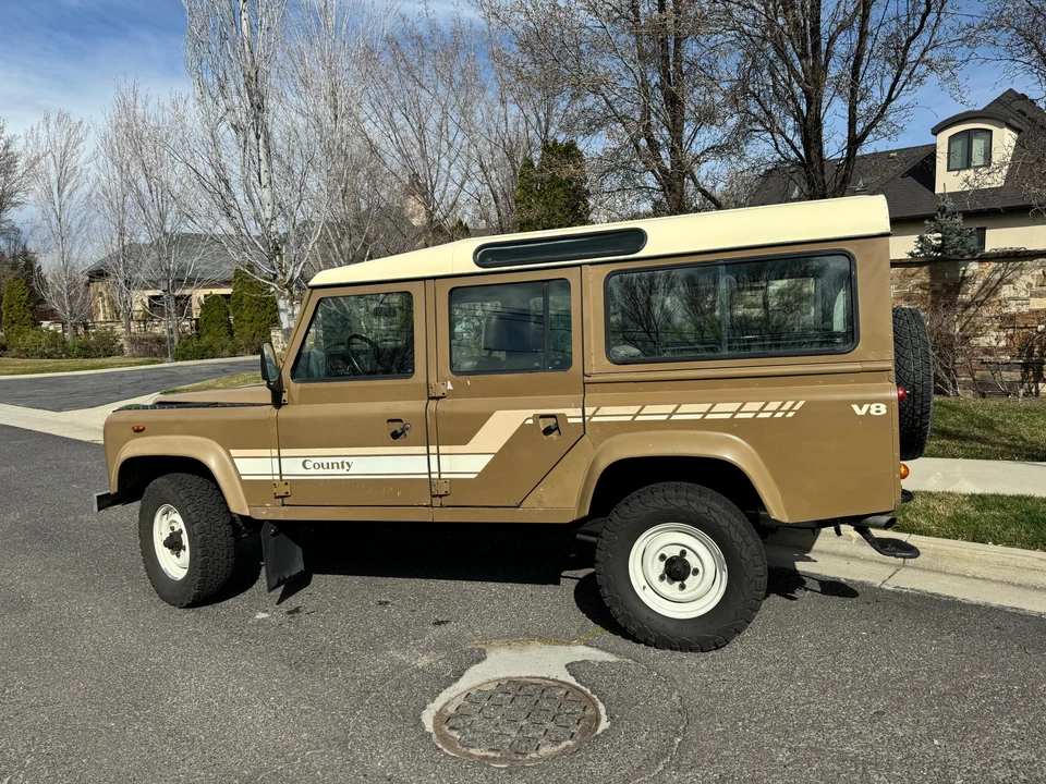 1986 Land Rover Defender 110 - Image 17 of 31