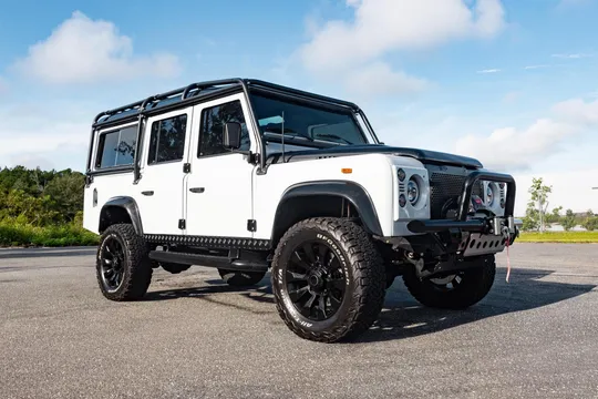 1986 Land Rover Defender 110 Xerbera Build