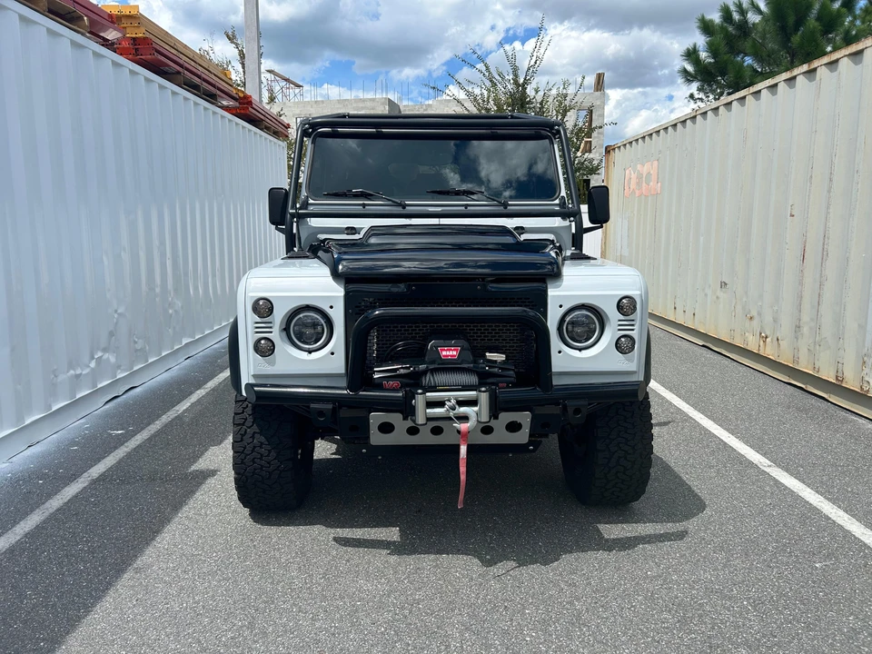 1986 Land Rover Defender 110 - Image 9 of 31