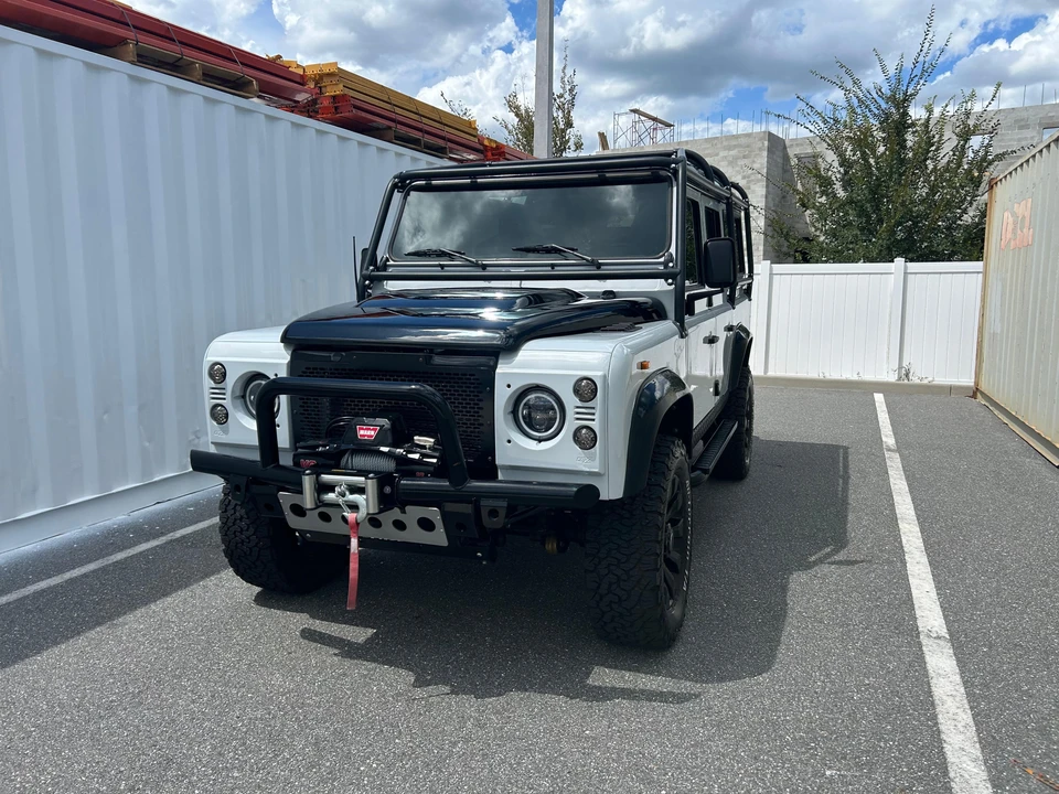 1986 Land Rover Defender 110 - Image 11 of 31