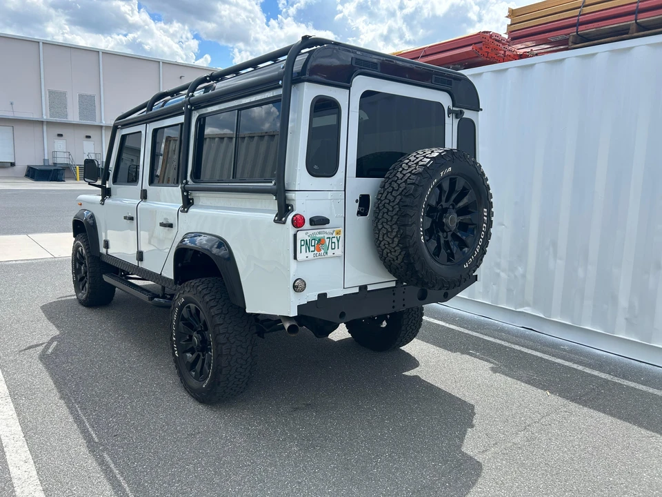 1986 Land Rover Defender 110 - Image 15 of 31