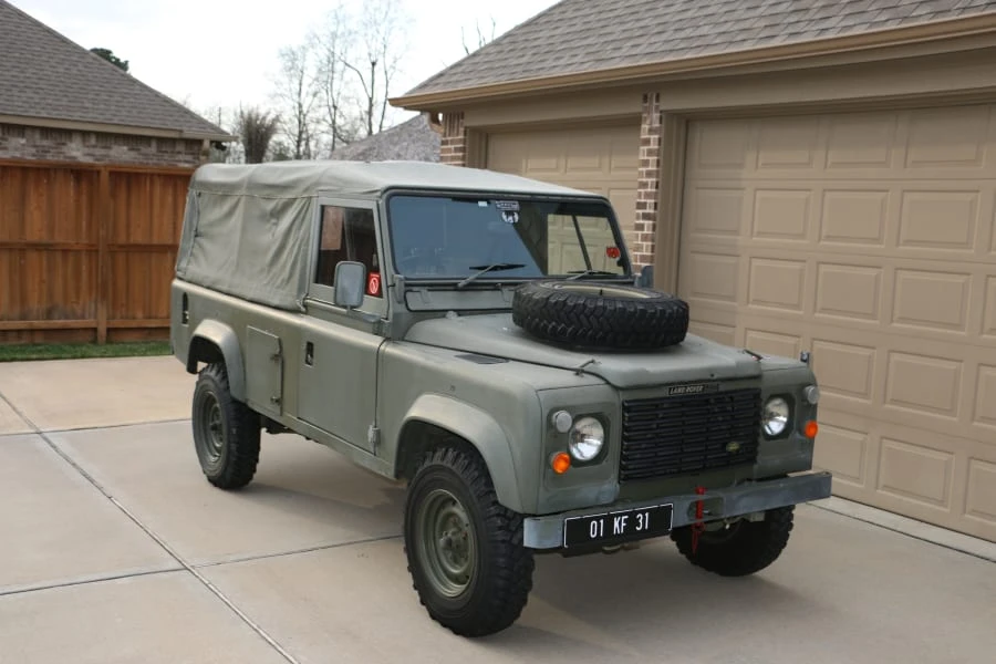 1986 Land Rover Defender 110 - Image 11 of 12