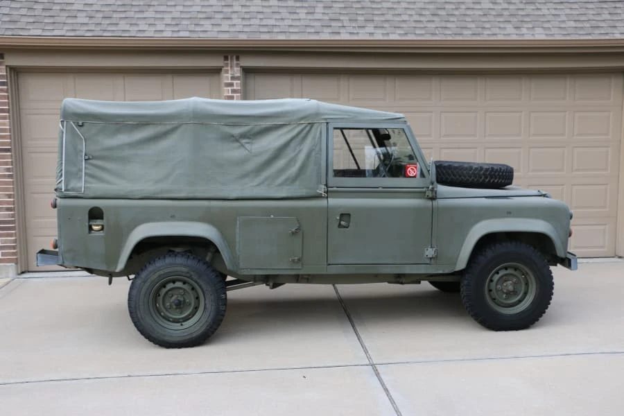 1986 Land Rover Defender 110 - Image 2 of 12
