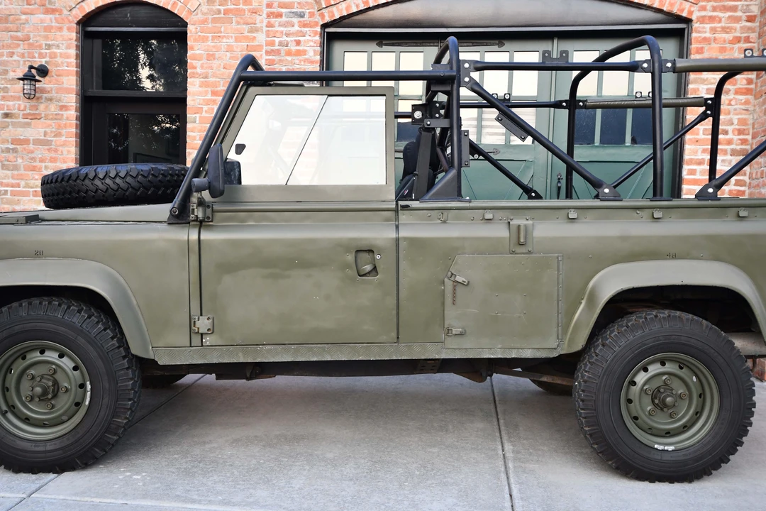 1986 Land Rover Defender 110 - Image 27 of 31
